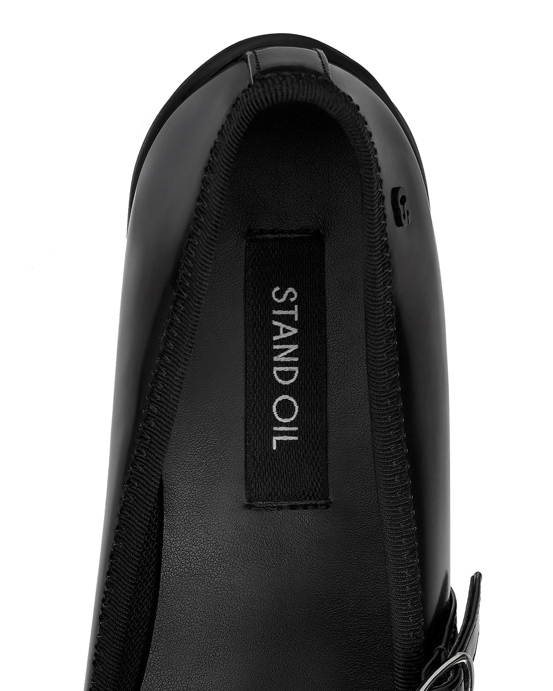Stand Oil Strap Ballet Mary Jane — Black
