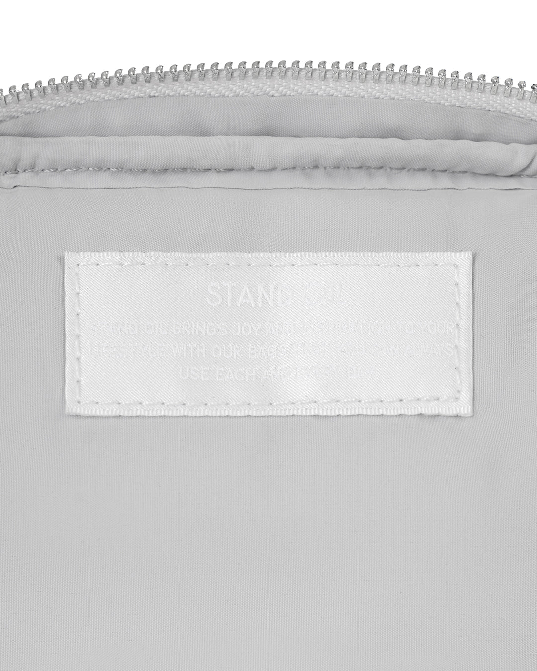 Stand Oil Bubble Pouch — Quilted Nylon Mini — Silver