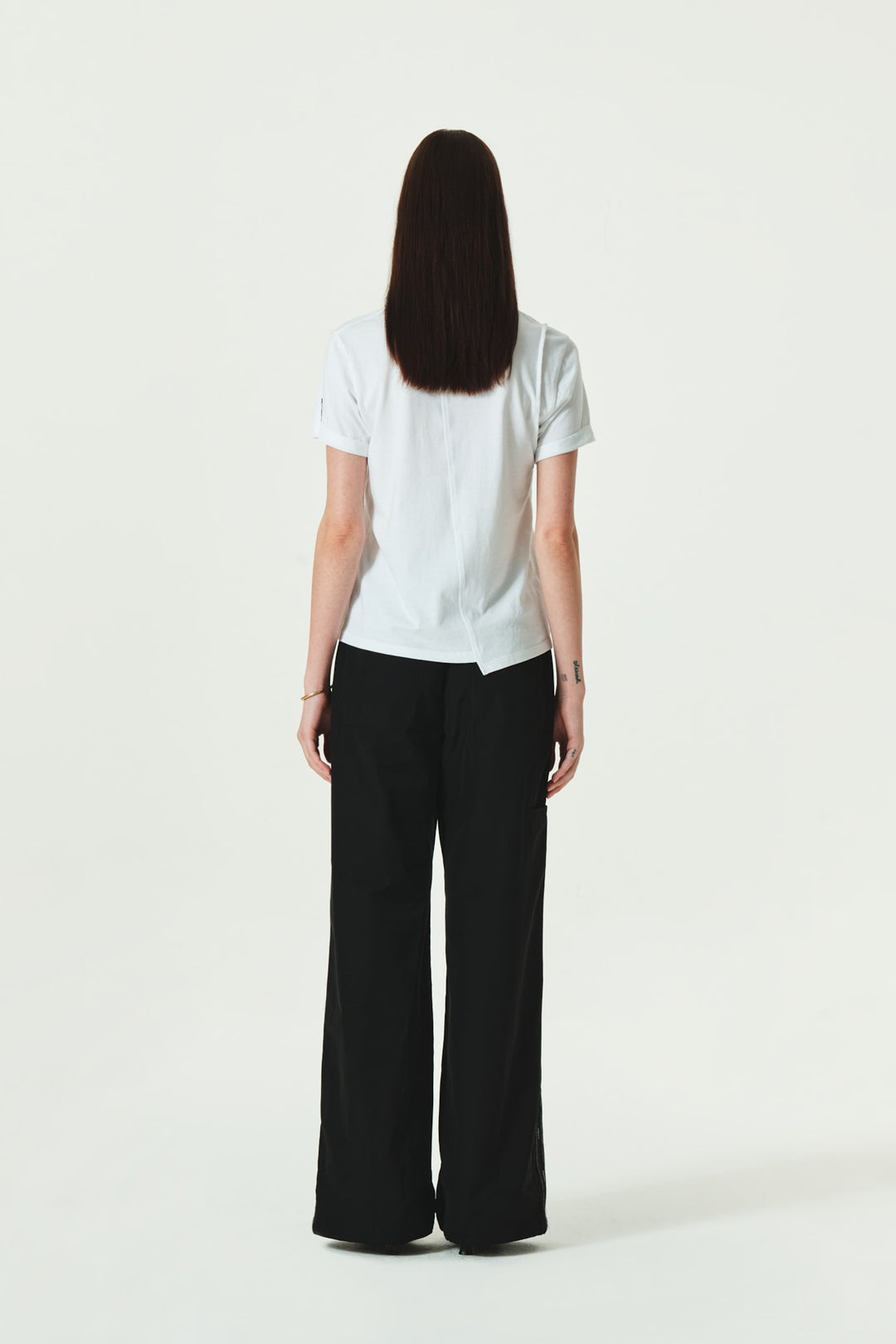 KIMMATIN Sleeve Foldover Lettering Point Top — White
