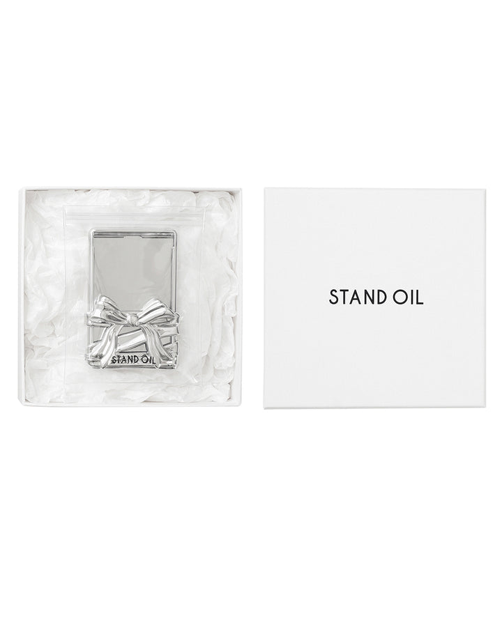 Stand Oil Bow Card Holder — MagSafe — Silver