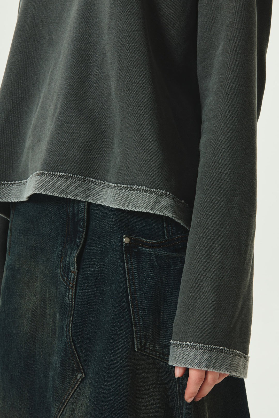 KIMMATIN Logo Point Pigment Dyed Hoodie — Charcoal