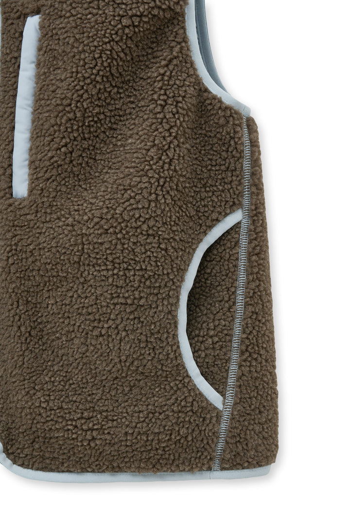 Matin Kim Fleece Hoody Vest in Dark — Brown