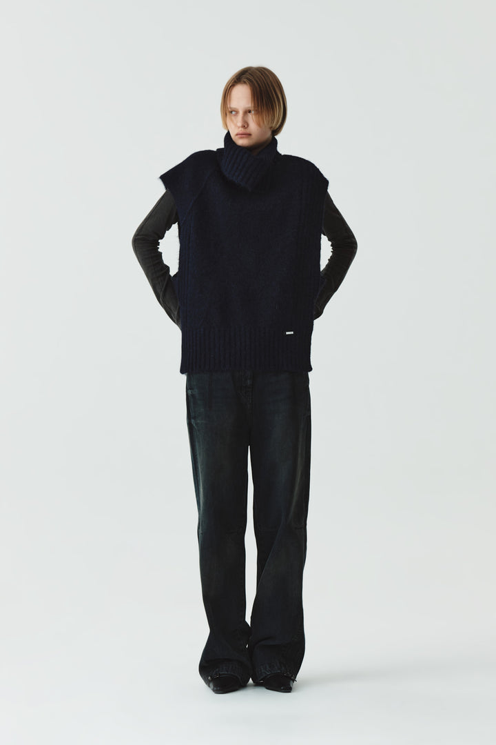 KIMMATIN High Neck Wool Knit Vest — Navy blue