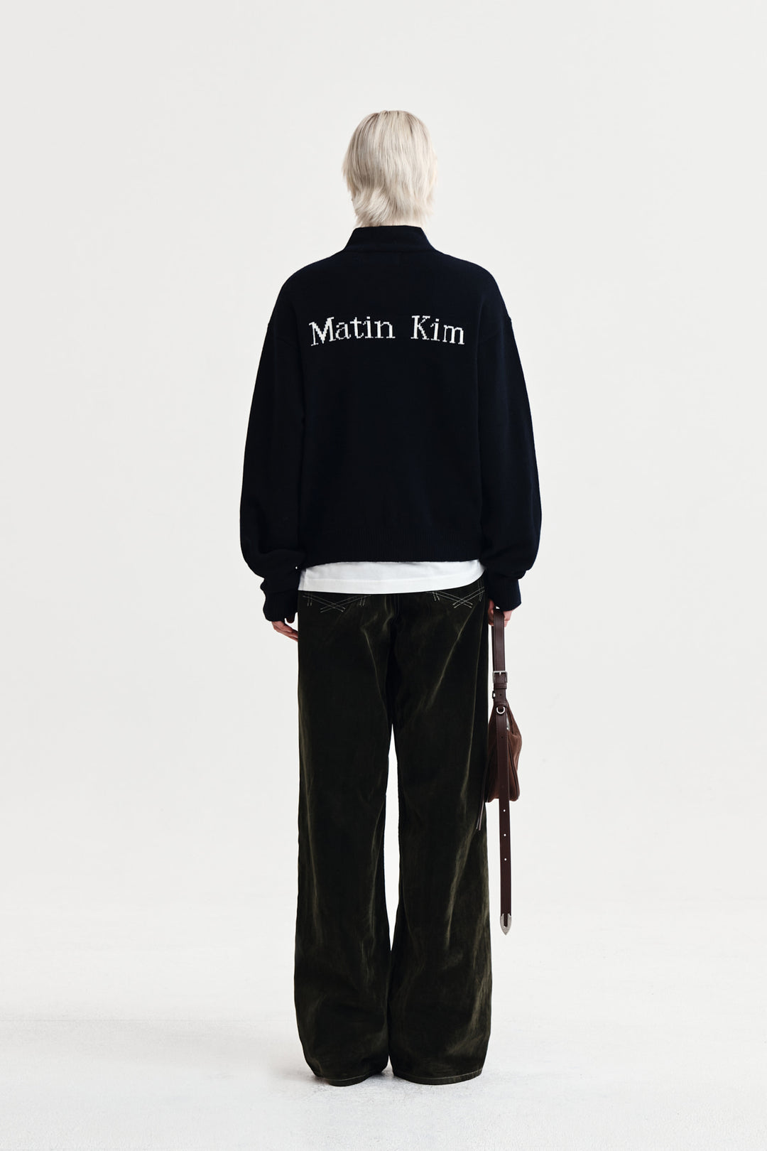 Matin Kim Back Logo Half Knit Zip Pullover — Navy blue