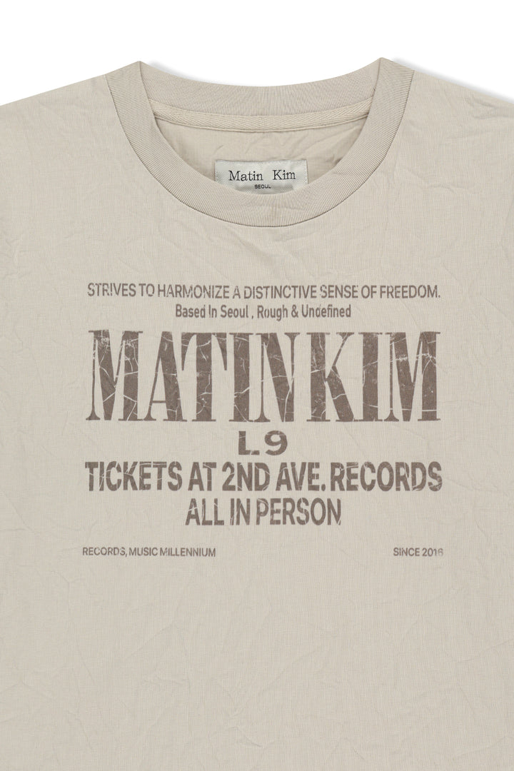 Matin Kim Lettering Graffiti Crease Top — Beige