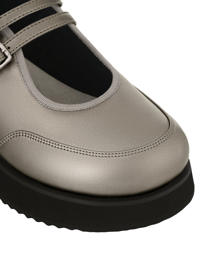 Stand Oil Hatched Platform Mary Jane — Metallic Gray