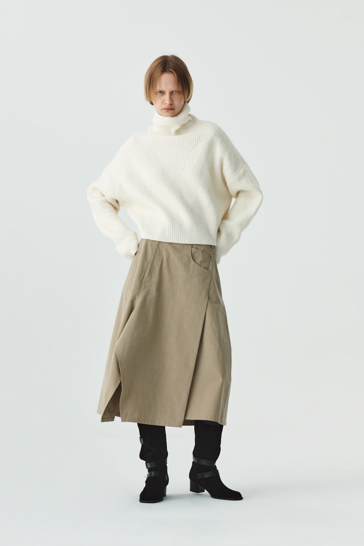 KIMMATIN Wool Blended High Neck Crop Pullover — Ivory