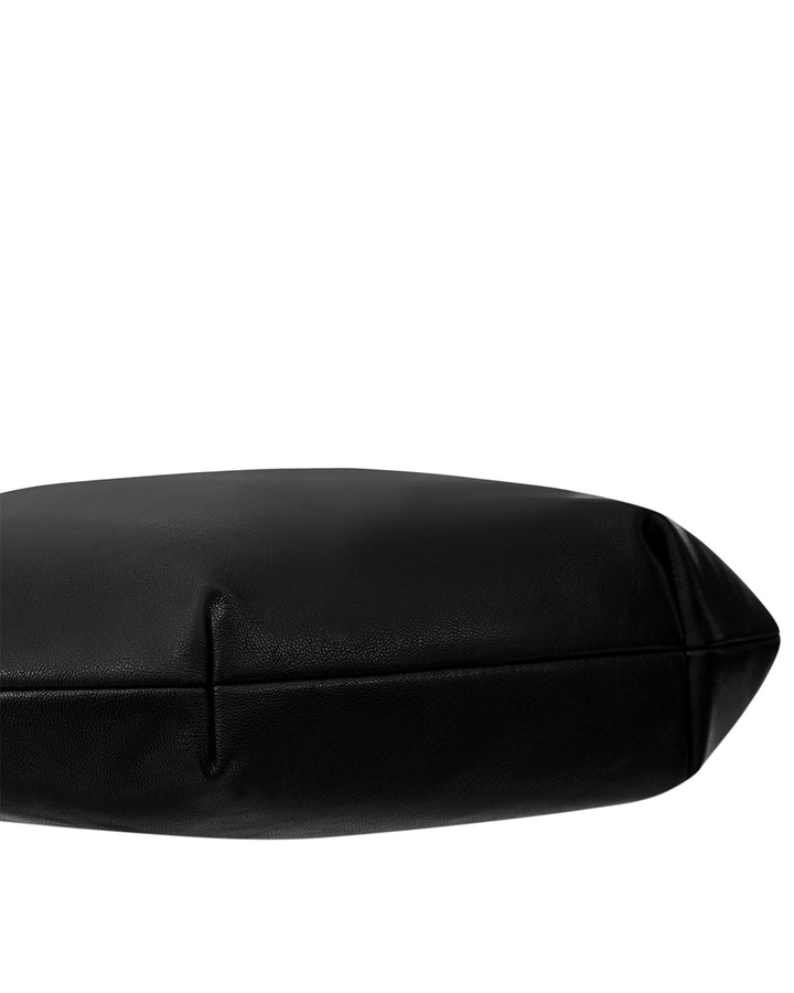Stand Oil Mauve Hobo Shoulder Bag — Black
