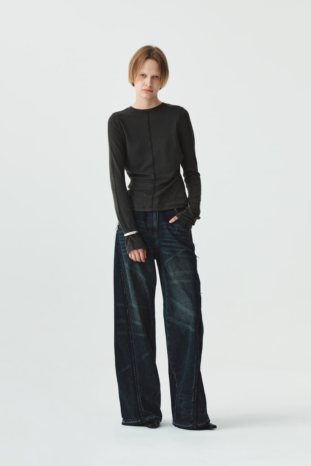 KIMMATIN Washed Cut Out Wide Denim — Navy blue