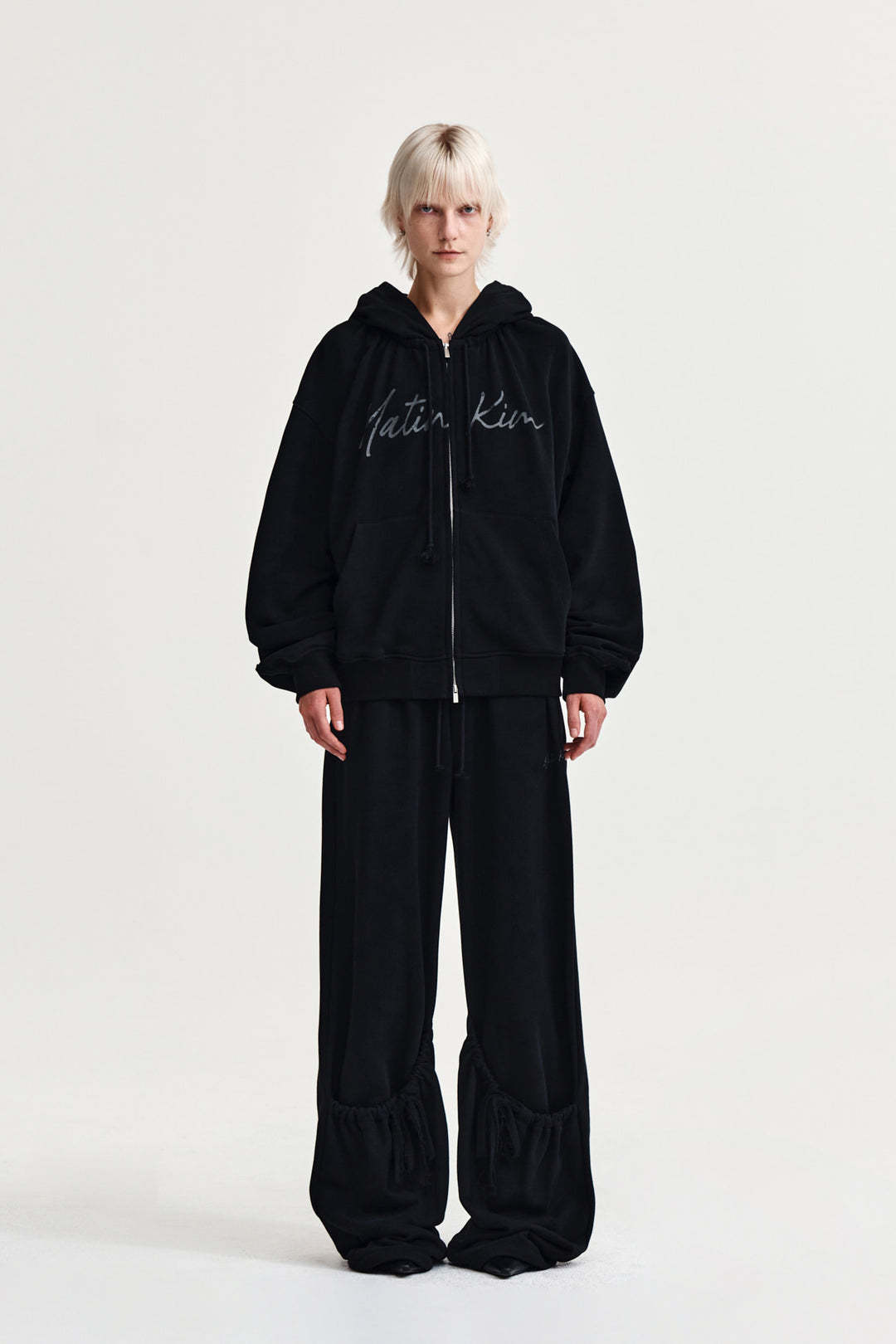 Matin Kim Drawstring Point Sweatpants — Black