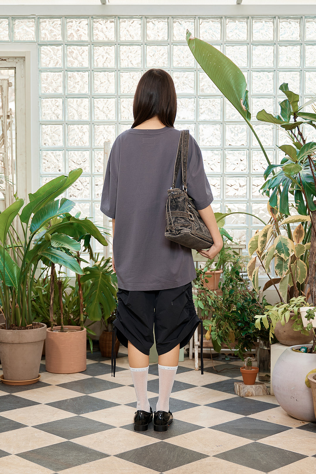 Matin Kim For Lovers Logo Point Top — Charcoal
