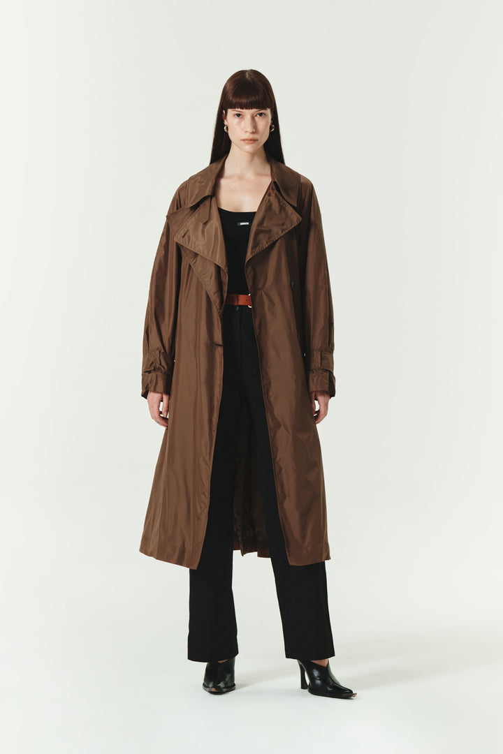 KIMMATIN Raglan Belted Nylon Trench Coat — Brown