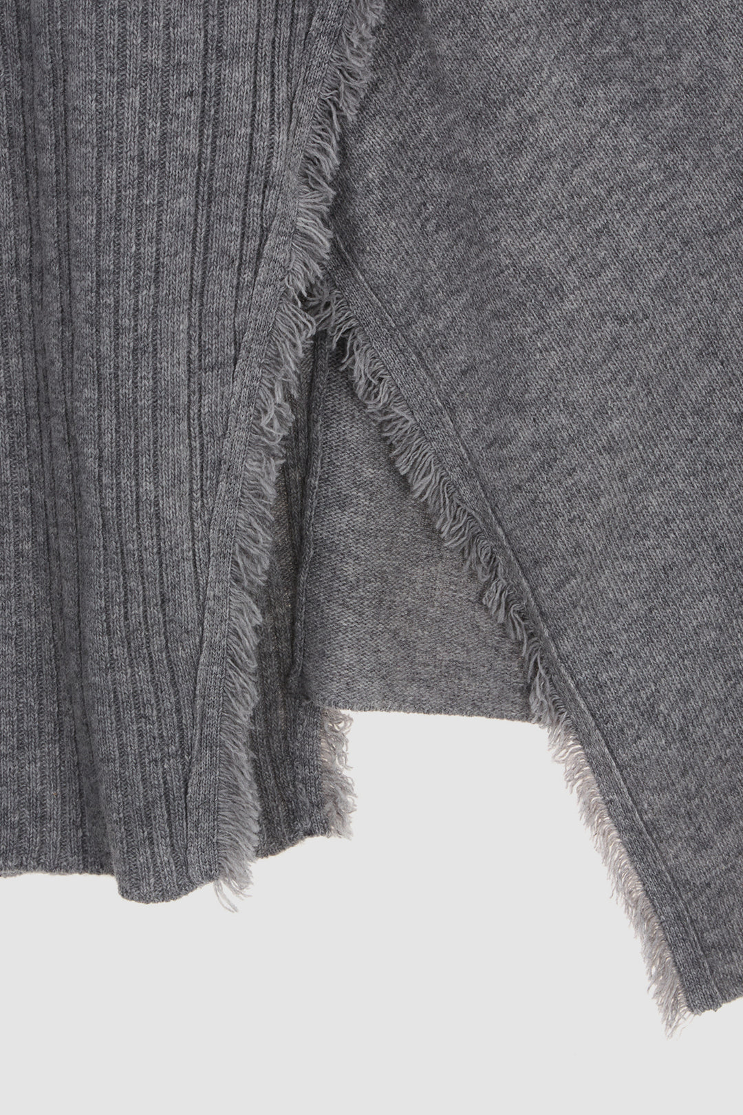 KIMMATIN Unbalance Fringe Knit Dress — Gray