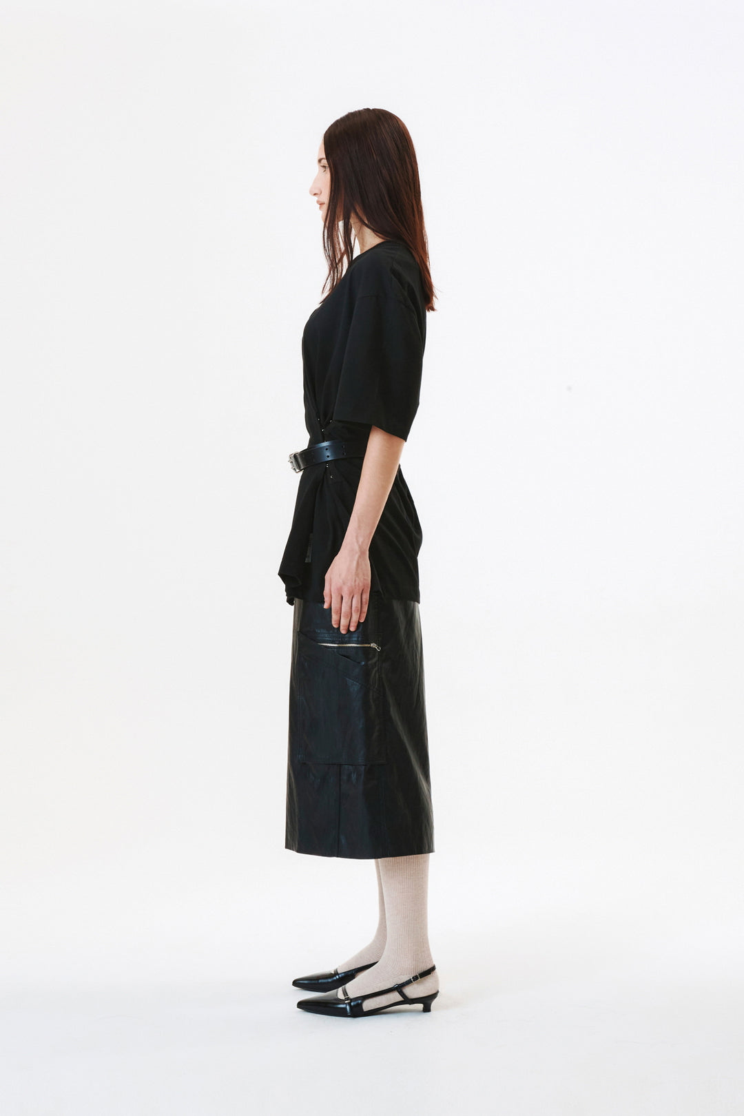 KIMMATIN Hook and Eye Point Two Way Top — Black