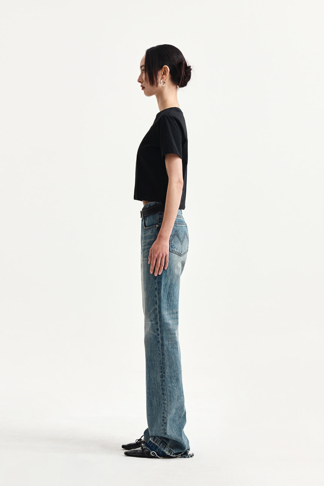 Matin Kim Label Point Lettering Crop Top — Black