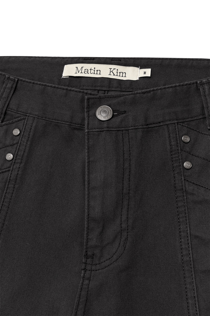 Matin Kim Semi Slimfit Bermuda Pants — Charcoal