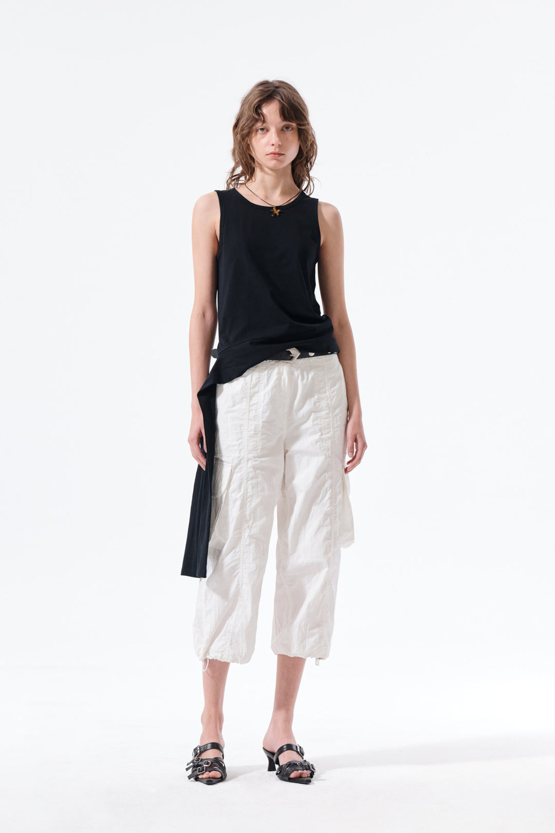 Matin Kim Crinkle Capri Pants — White