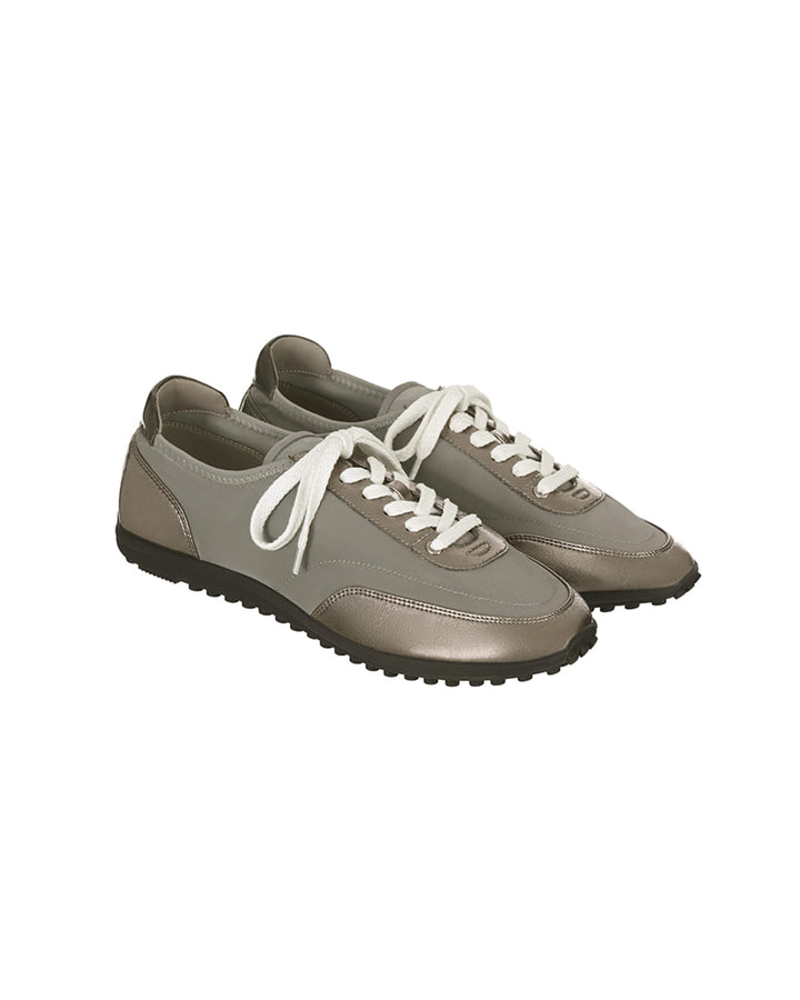 Stand Oil Sophie Flat Sneaker — Metallic Gray