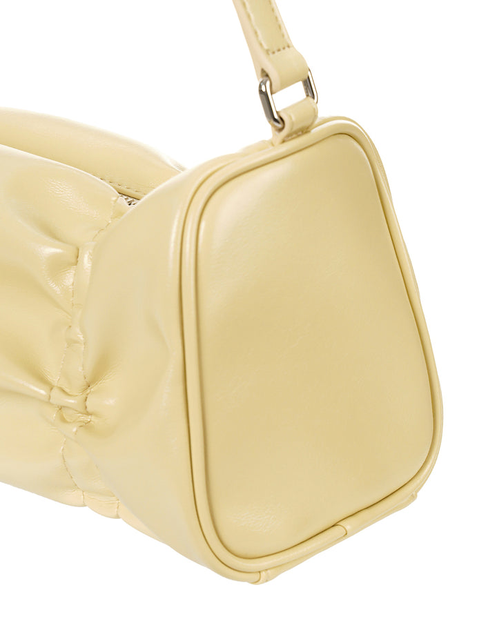 Stand Oil Pleats Bag — Glossy Tote — Butter
