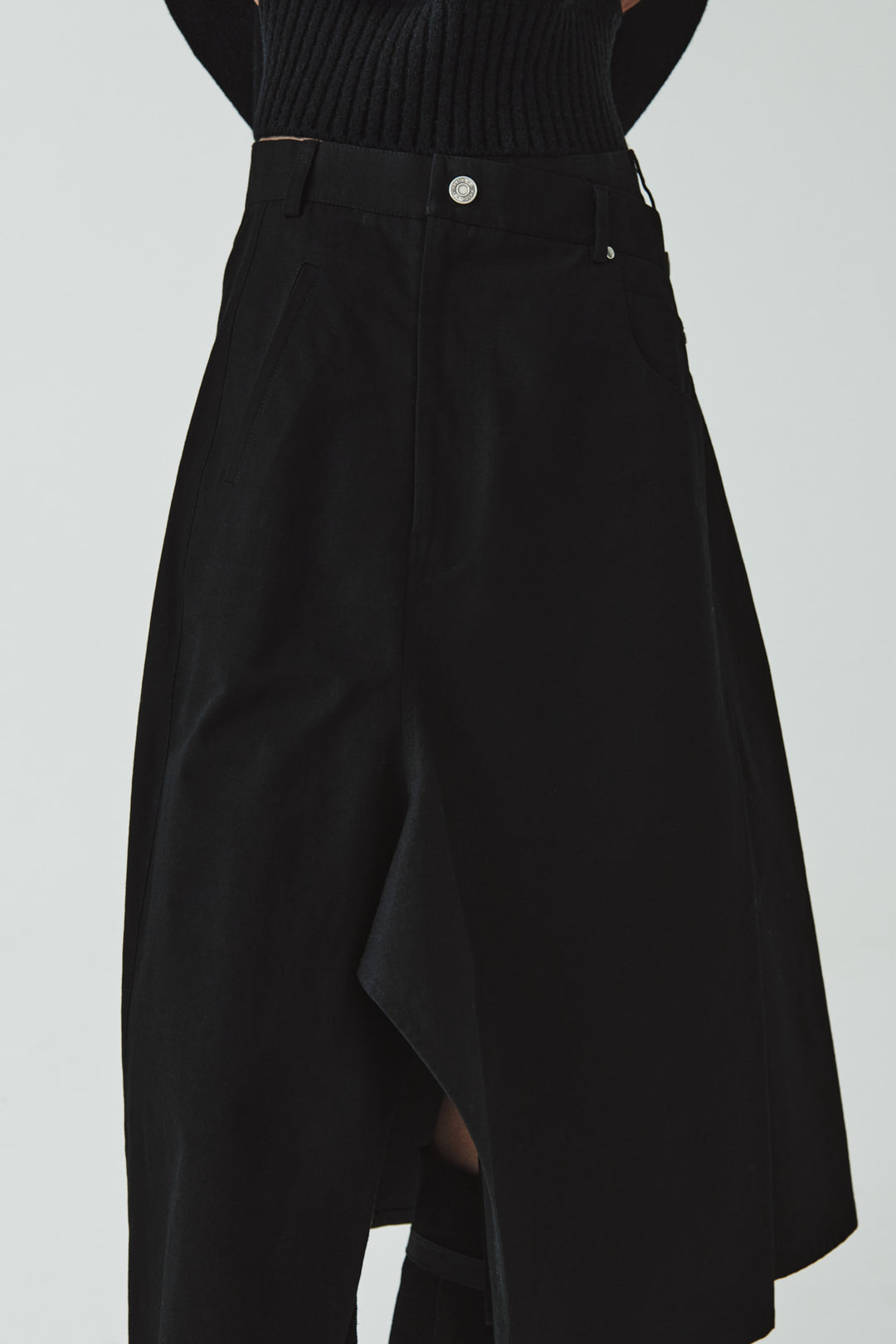 KIMMATIN Unbalance Cotton Flare Skirt — Black