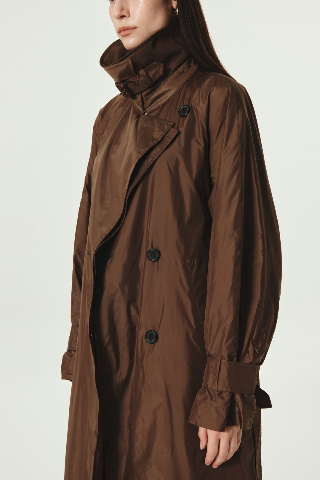 KIMMATIN Raglan Belted Nylon Trench Coat — Brown