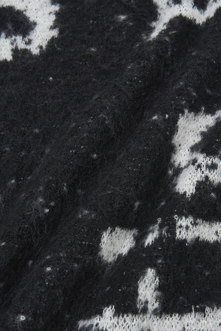 Matin Kim Cracked Logo Muffler — Black