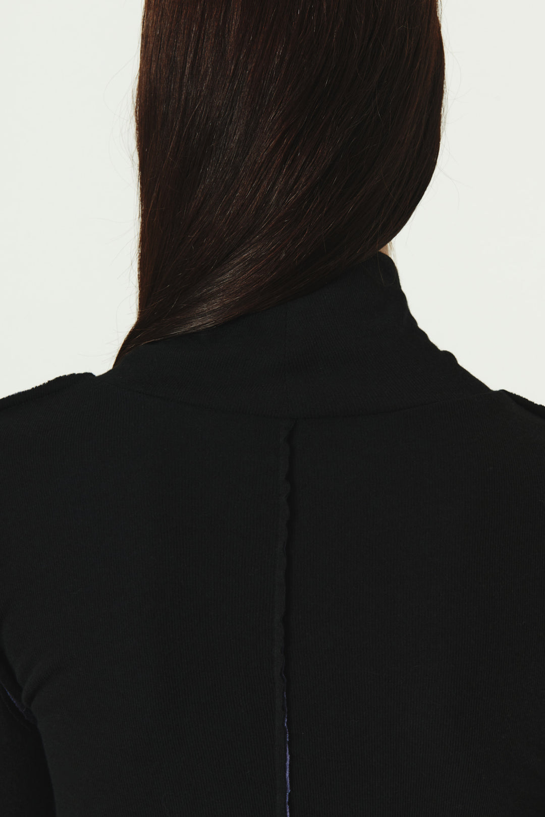 KIMMATIN Cut Line Point Turtle Neck Slim Top — Black