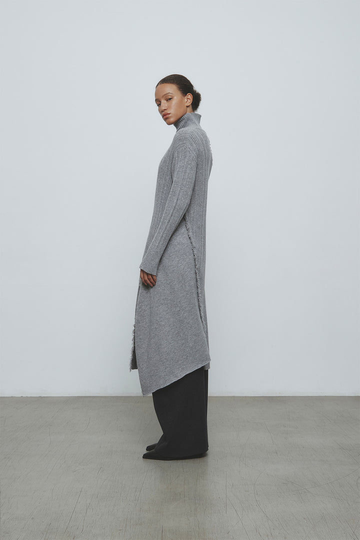 KIMMATIN Unbalance Fringe Knit Dress — Gray