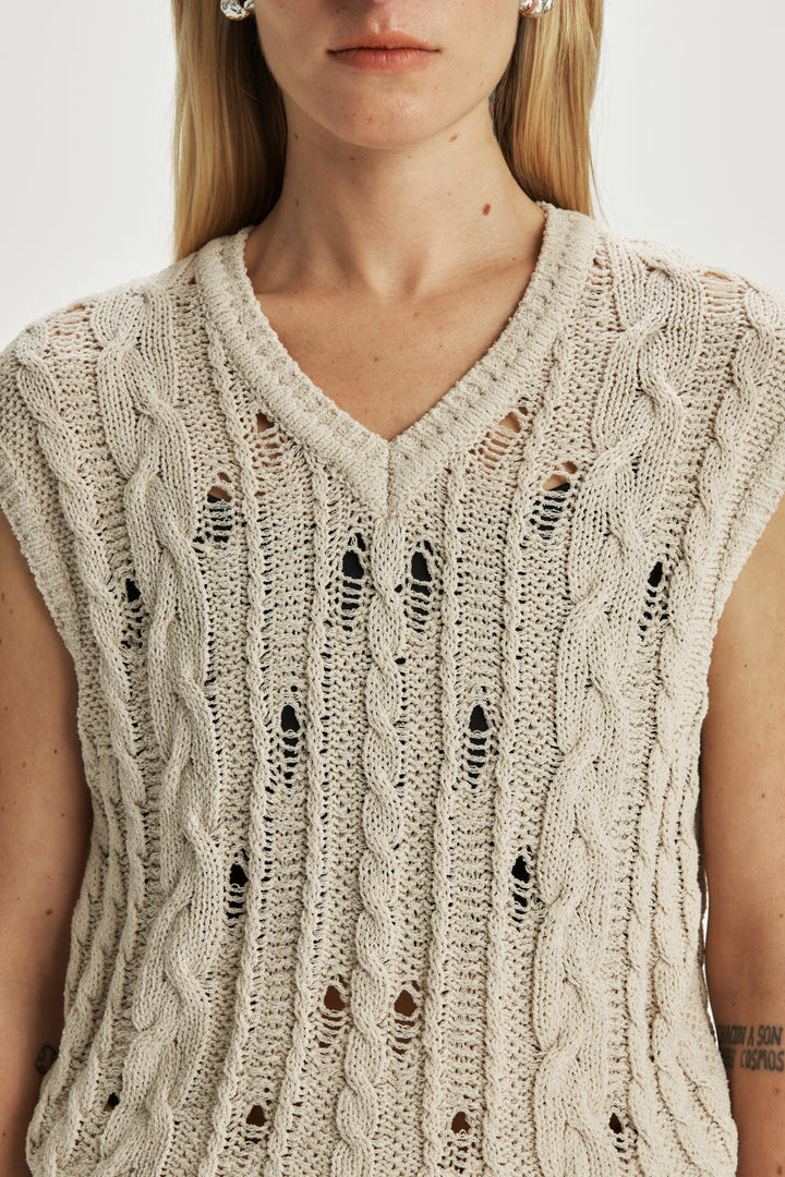 KIMMATIN Cable Crochet Knit Vest — Ivory