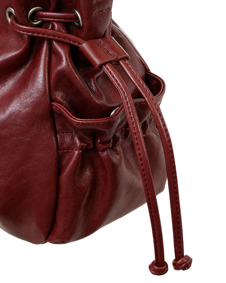 Stand Oil Breezy Bag Mini — Red wine