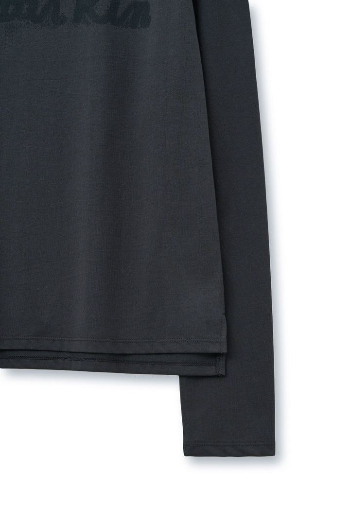 Matin Kim Lettering Graphic Long Sleeve Top — Charcoal