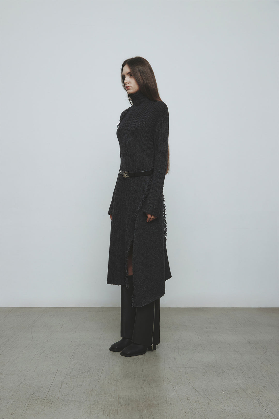 KIMMATIN Unbalance Fringe Knit Dress — Charcoal