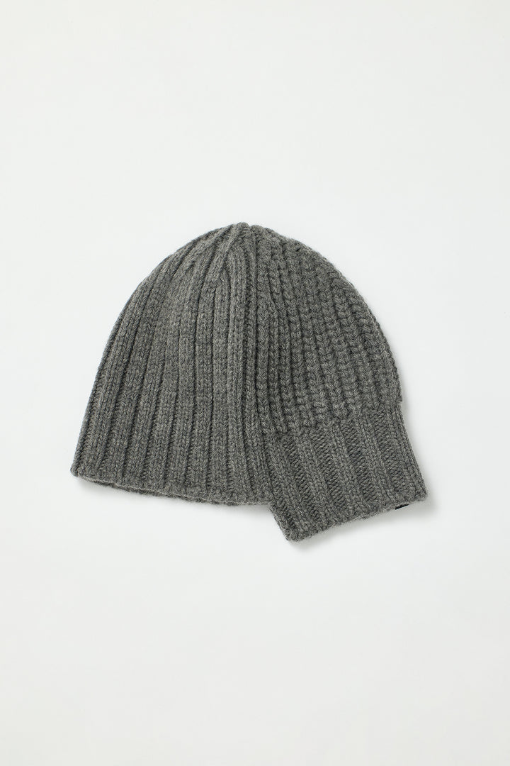 KIMMATIN Unbalance Knit Beanie — Gray