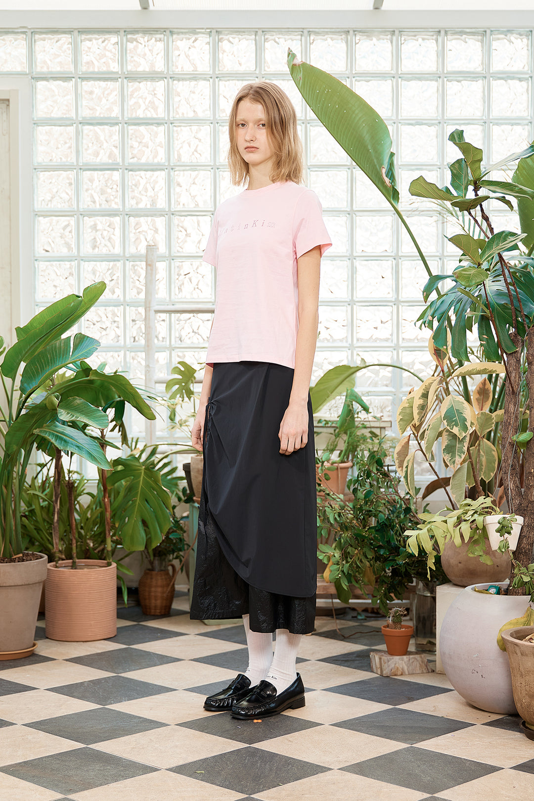 Matin Kim Sticker Graphic Logo Top — Pink