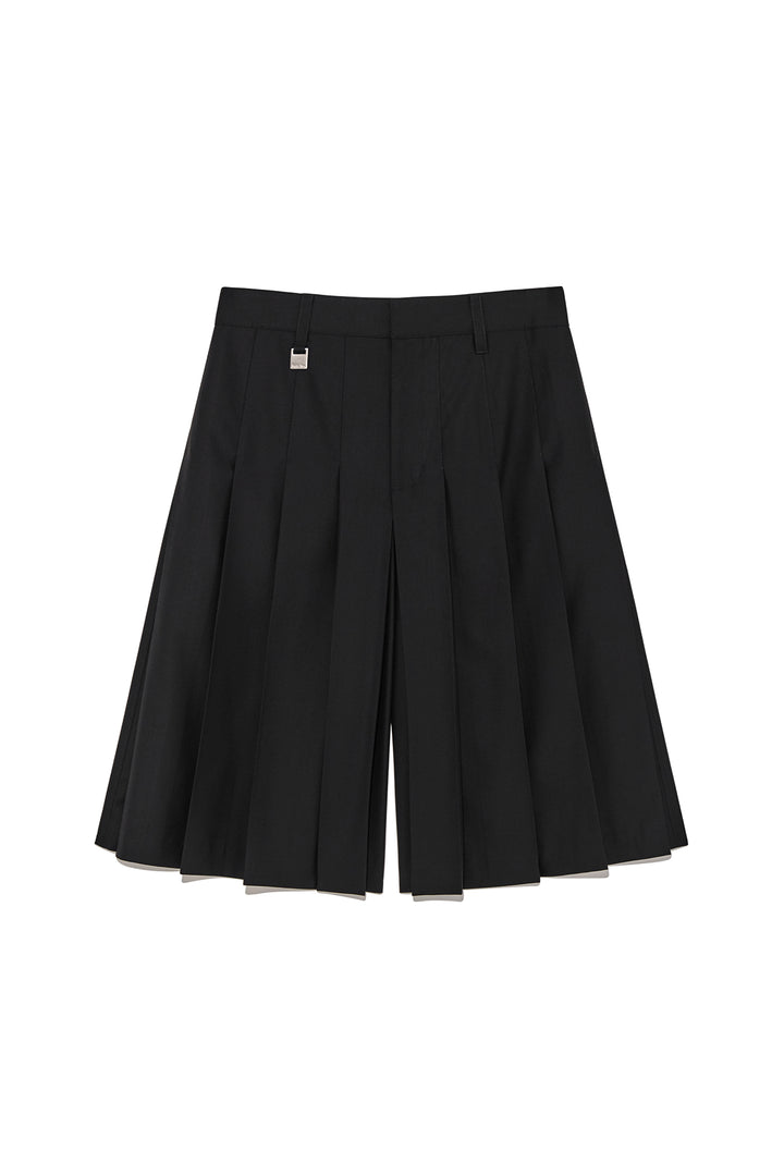 Matin Kim Bermuda Pleats Skirt Pants — Black