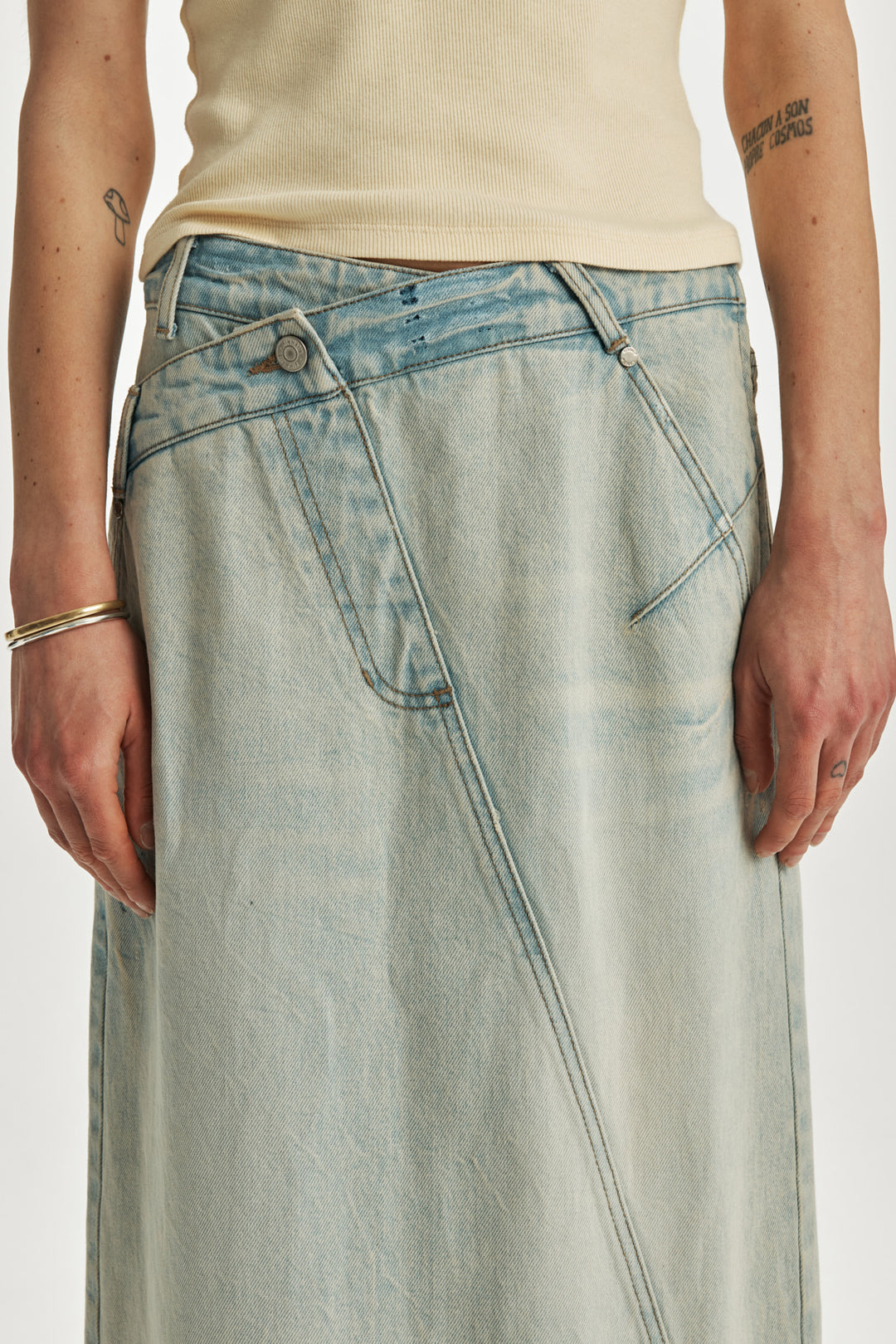KIMMATIN Waist Point Denim Maxi Skirt — Light Blue