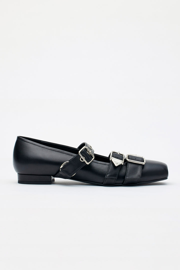 KIMMATIN Bold Strap Ballet Shoe Charm — Black