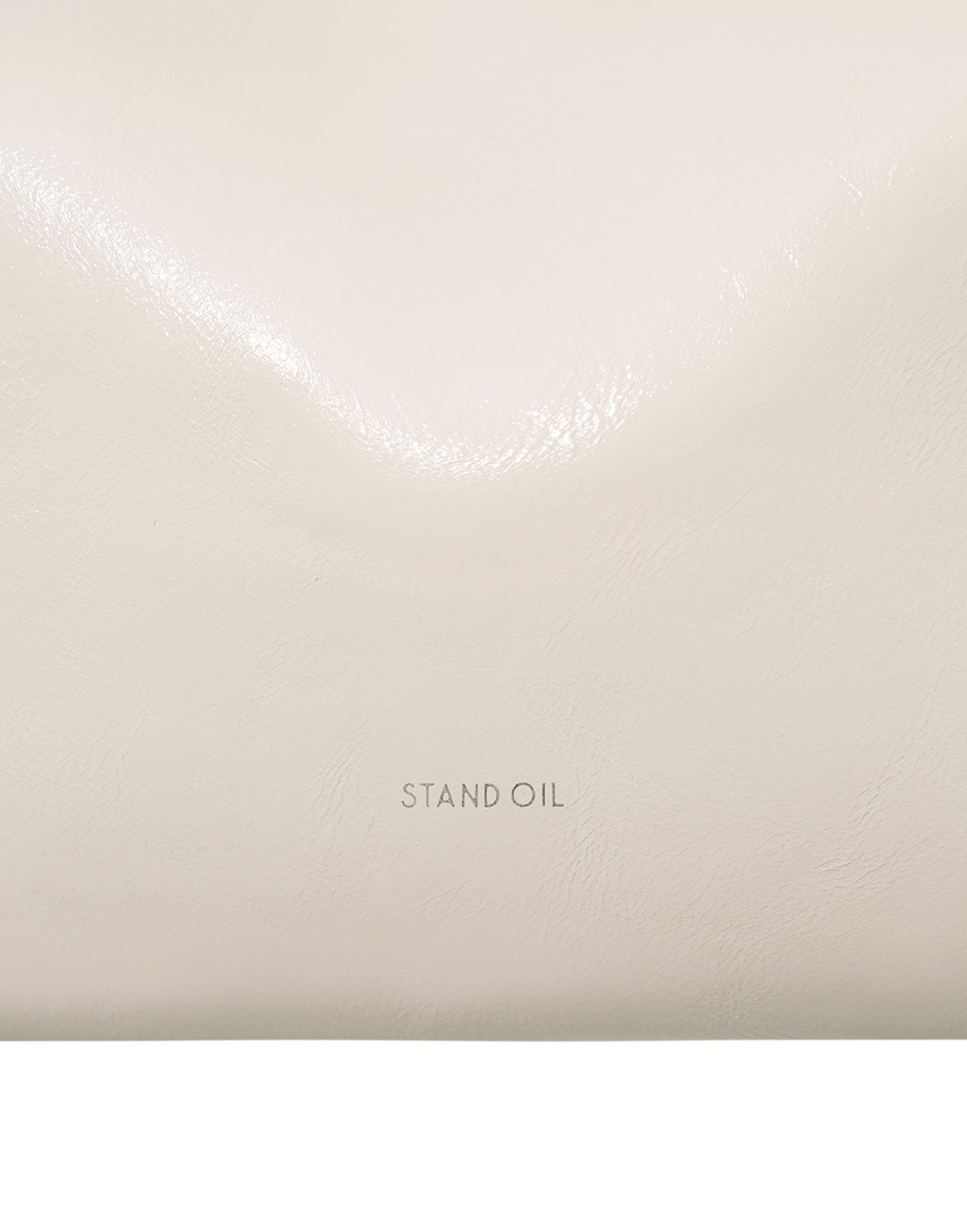 Stand Oil Plump Bag — Triangle Shoulder — Cream