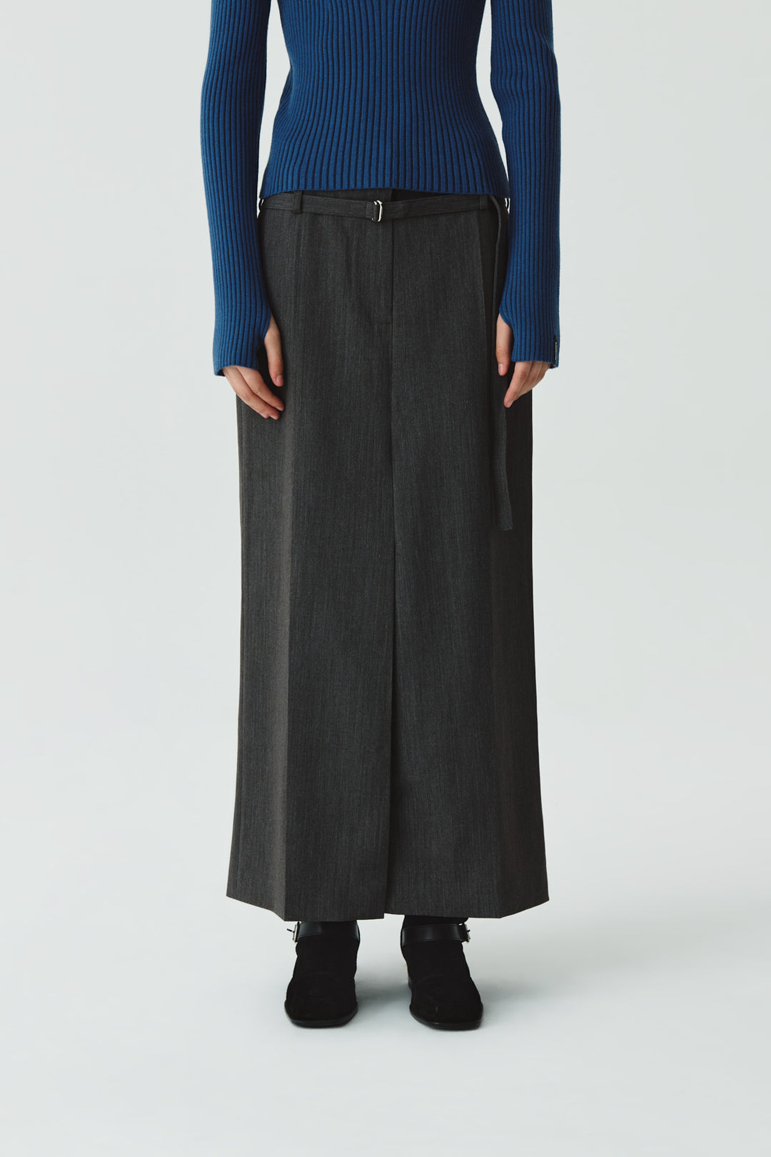 KIMMATIN Slit Point H Line Long Skirt — Gray