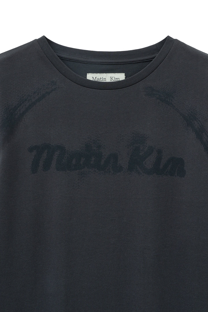Matin Kim Lettering Graphic Long Sleeve Top — Charcoal