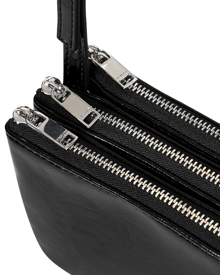 Stand Oil Cookie Accordion Bag — Black