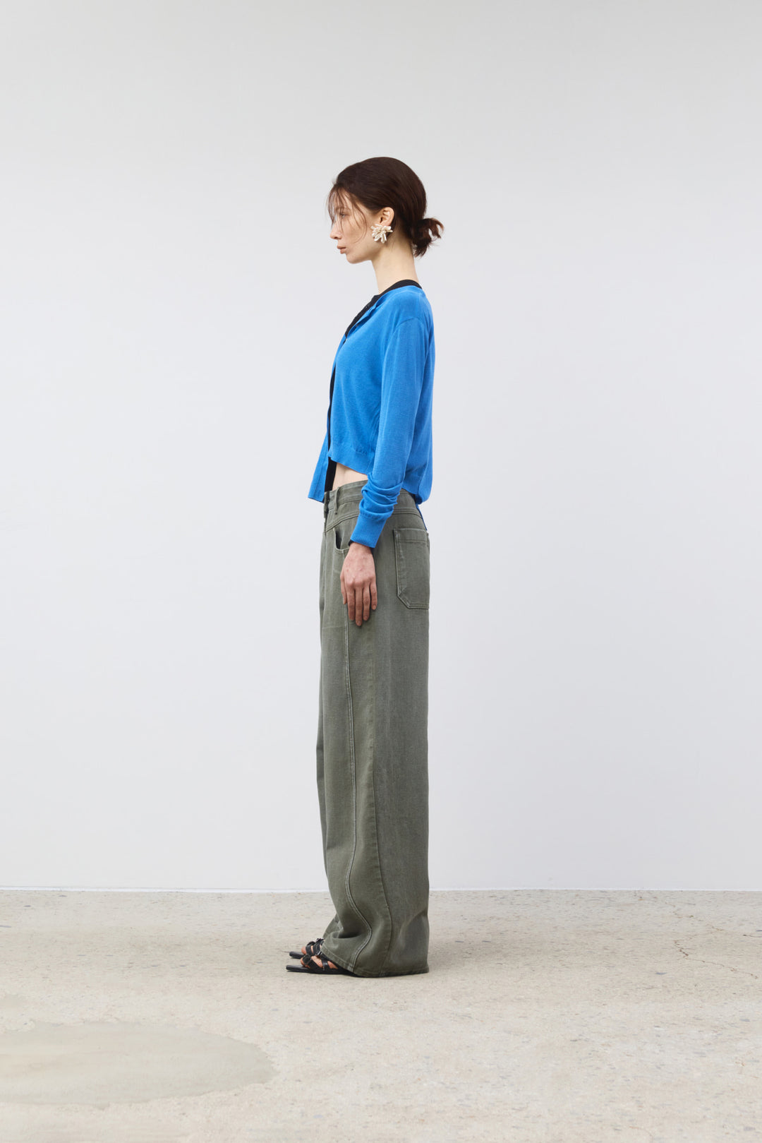 KIMMATIN Unbalance Slim Cardigan — Blue