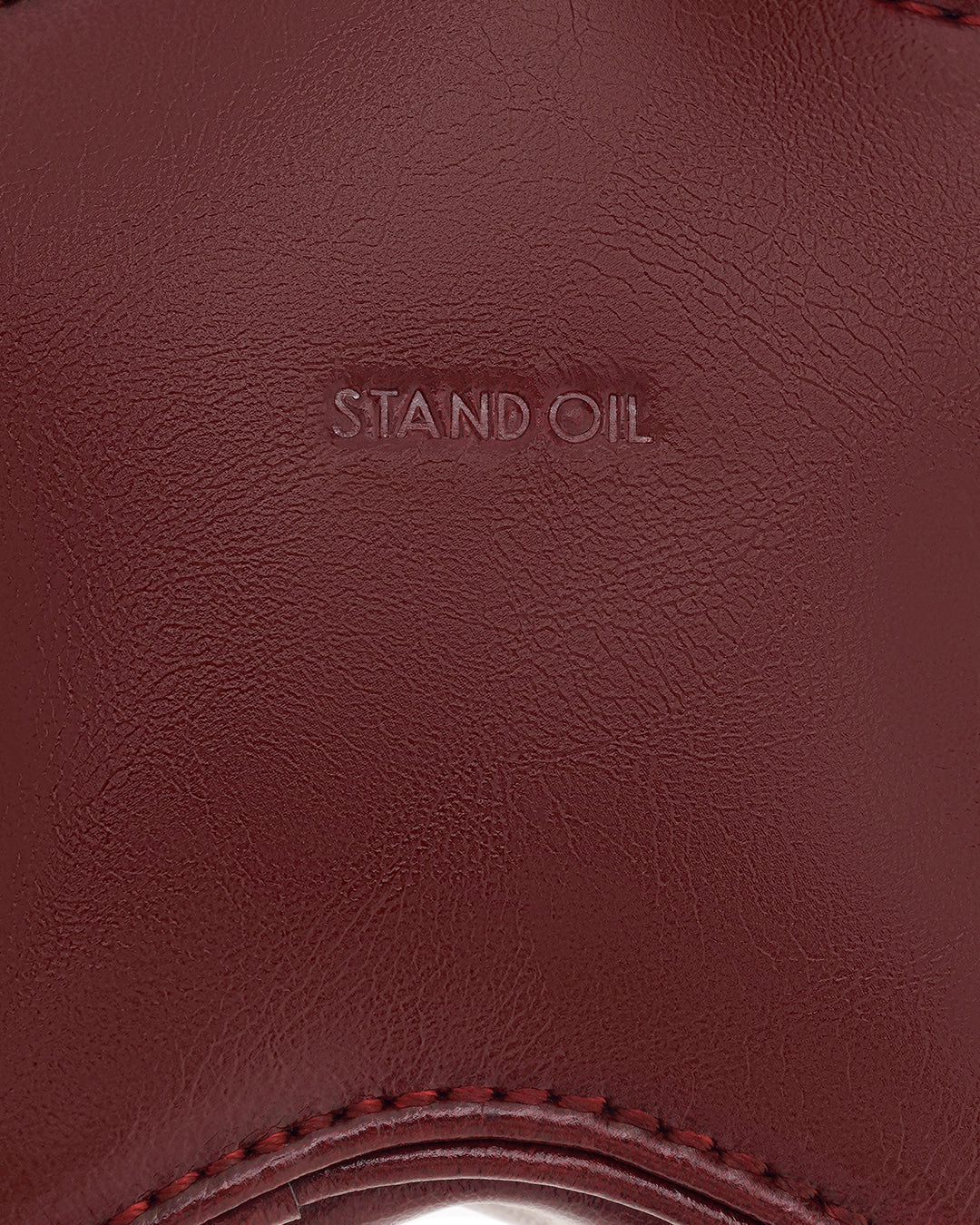 Stand Oil Star Pods Keyring — Red wine