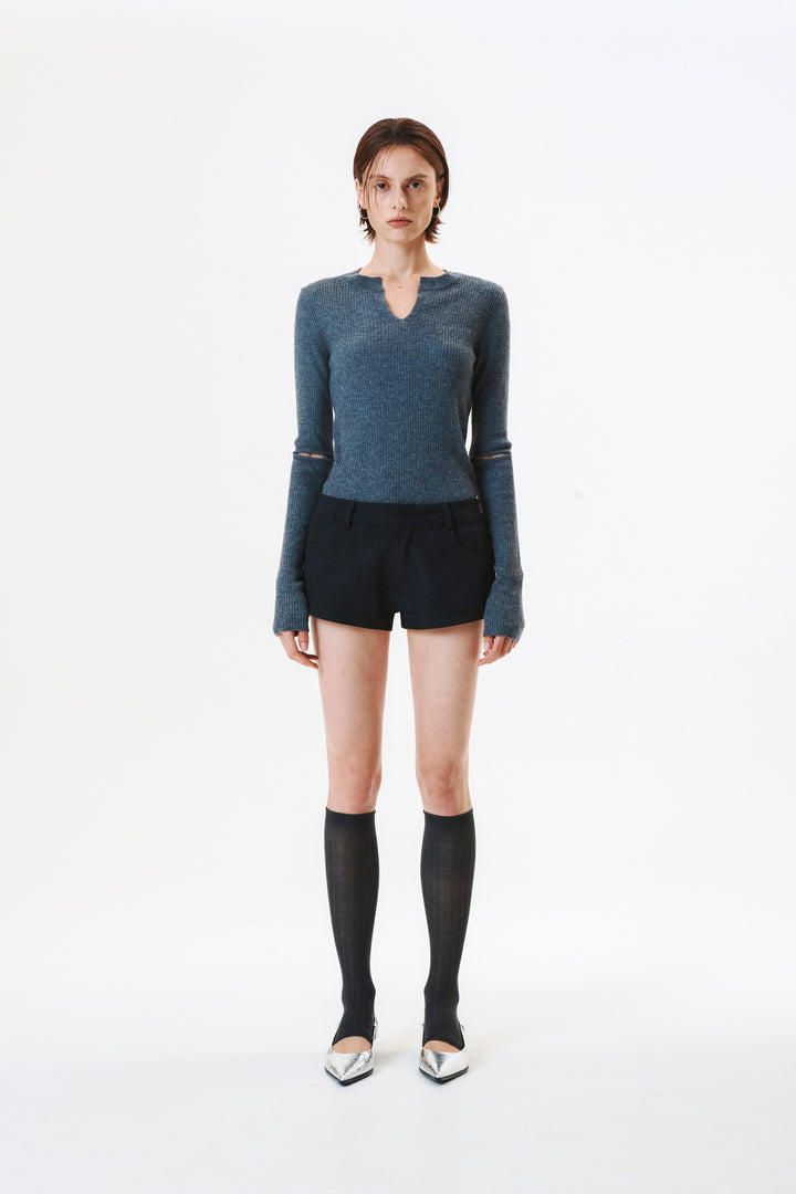 KIMMATIN Slit Point Slim Knit Top — Gray