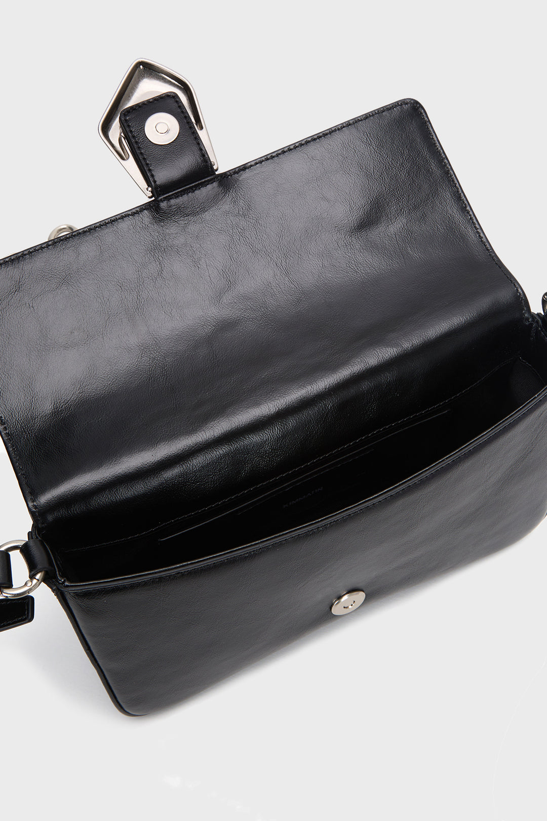 KIMMATIN Bold Buckle Leather Shoulder Bag — Black