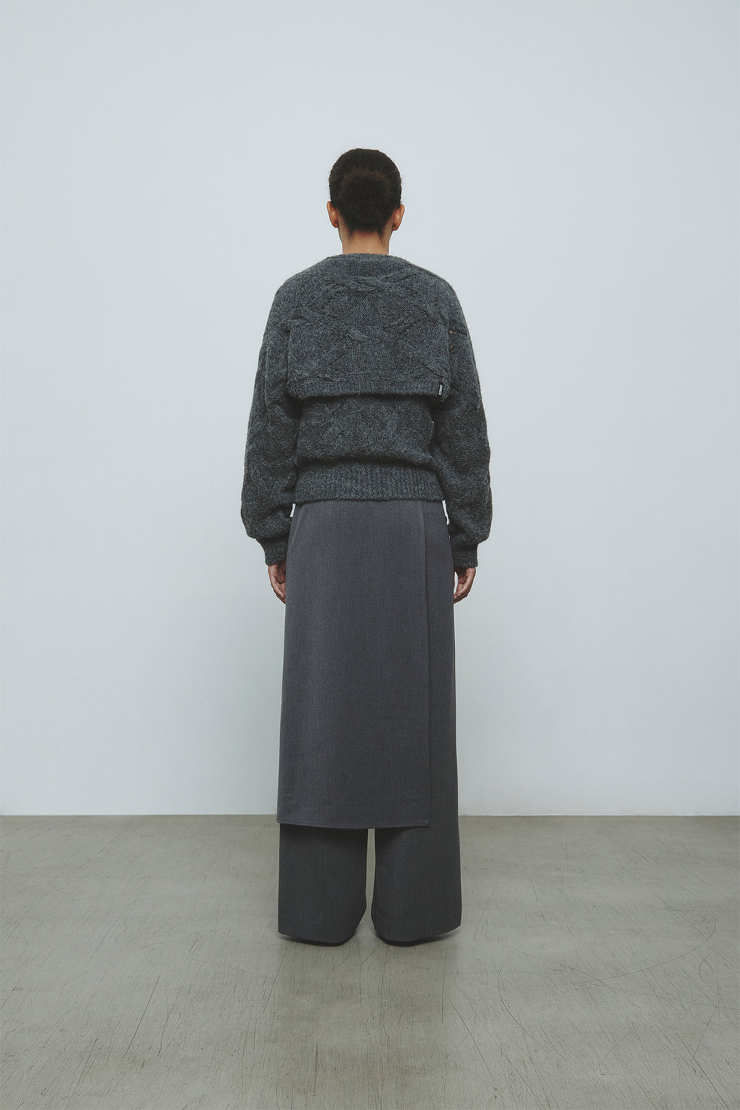 KIMMATIN Bolero Layered Cable Knit Pullover — Charcoal