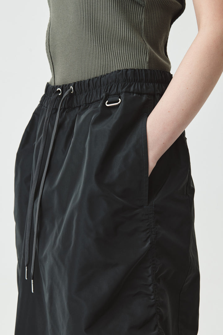 KIMMATIN String Point Banding Wrap Shorts — Charcoal