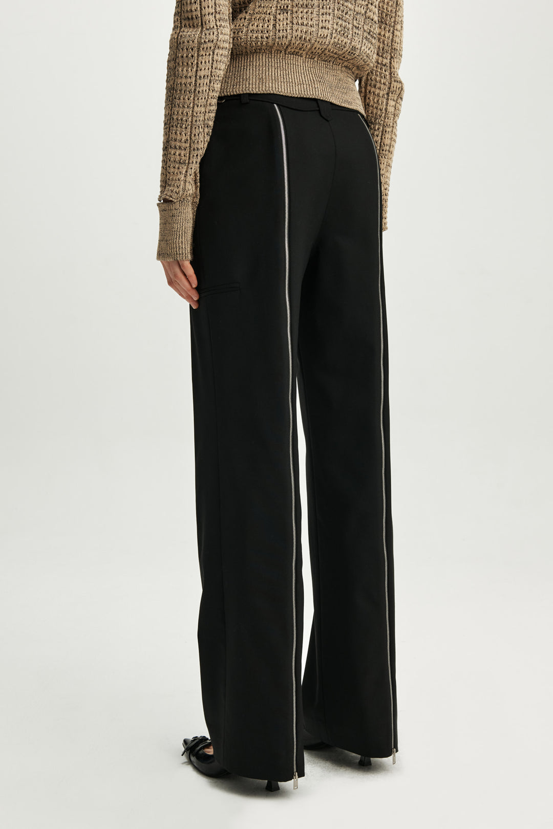 KIMMATIN Zipper Point Trouser — Black