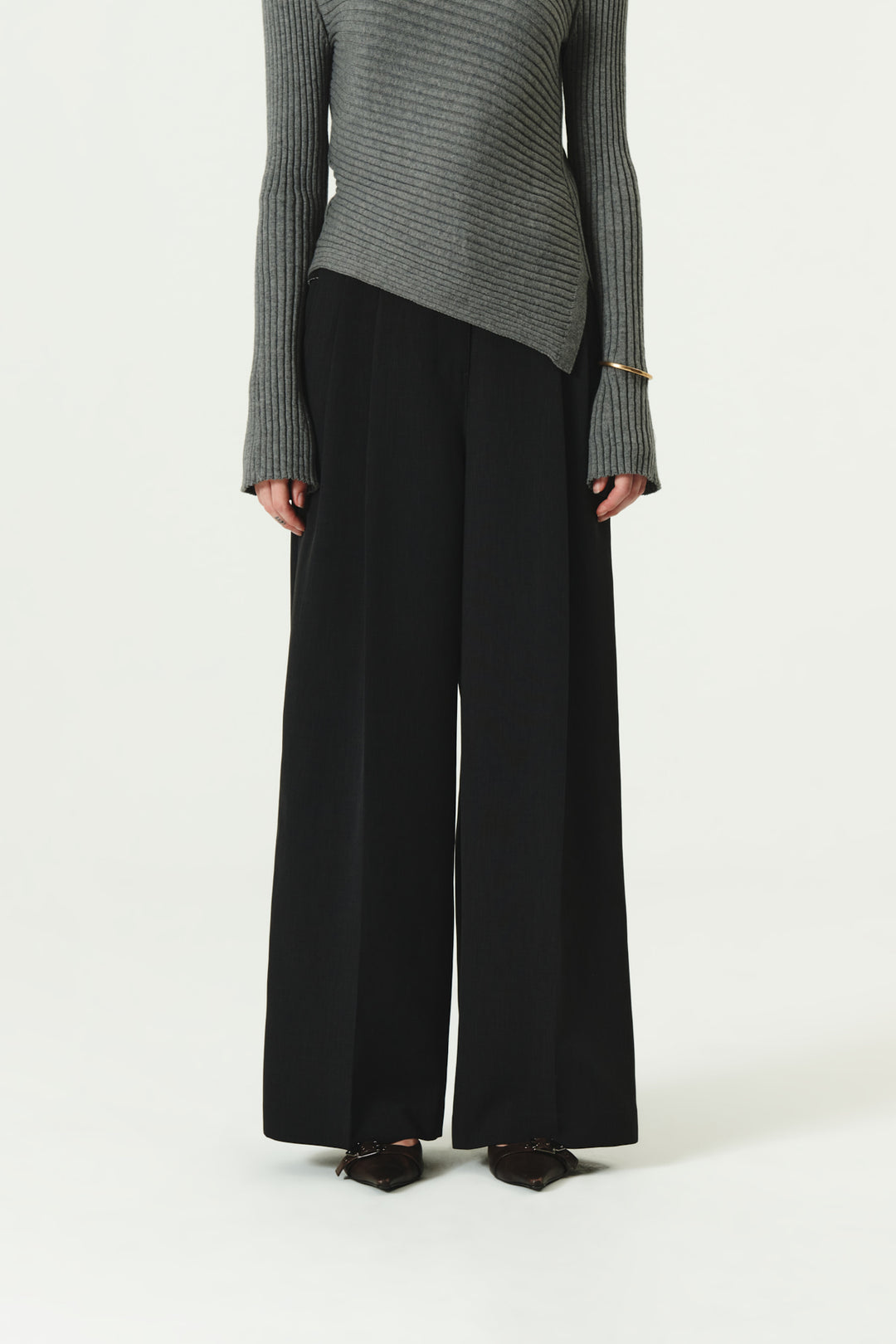 KIMMATIN Back Yoke Detail Wide Trouser — Charcoal