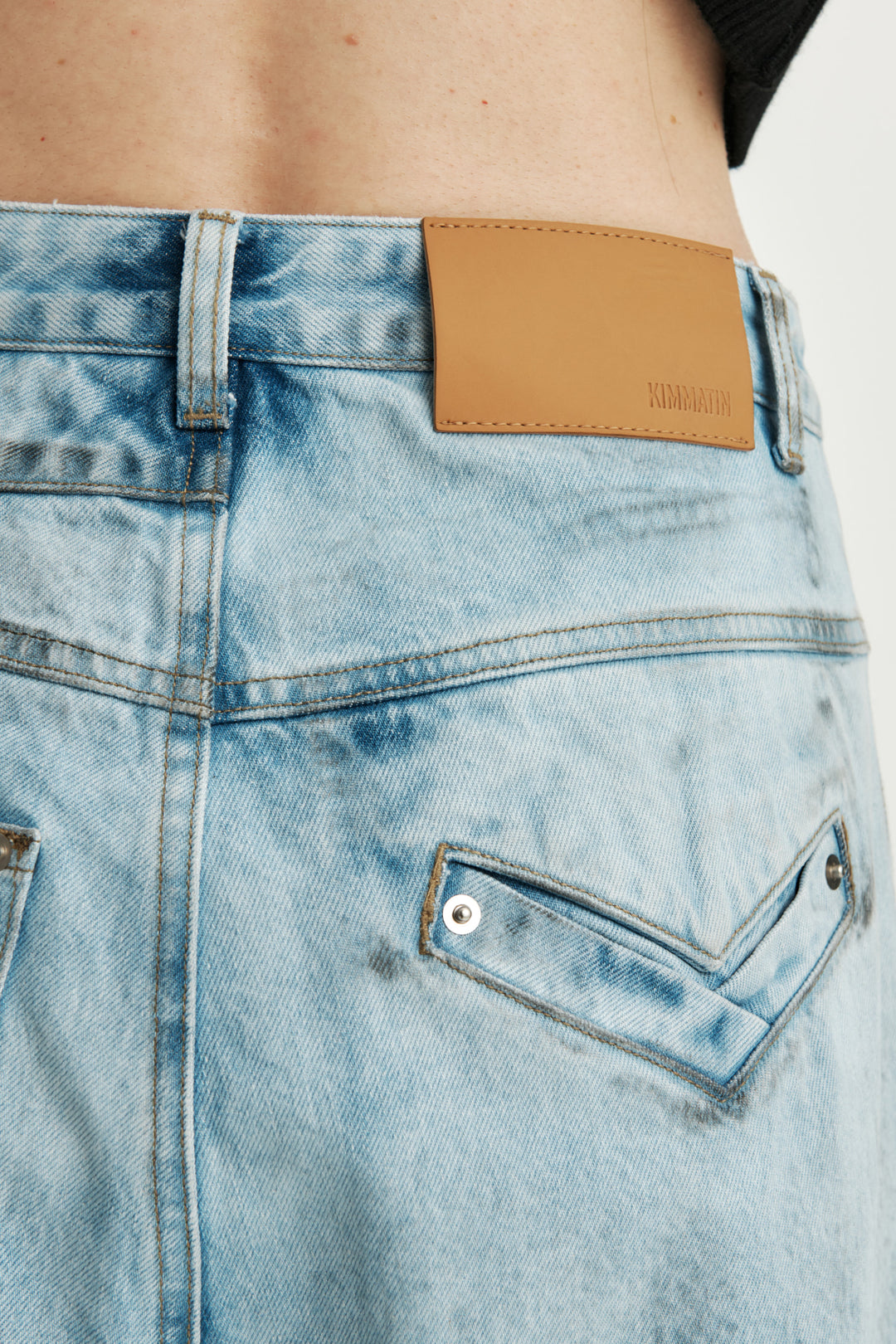 KIMMATIN Unbalance Belted Denim Pants — Light Blue